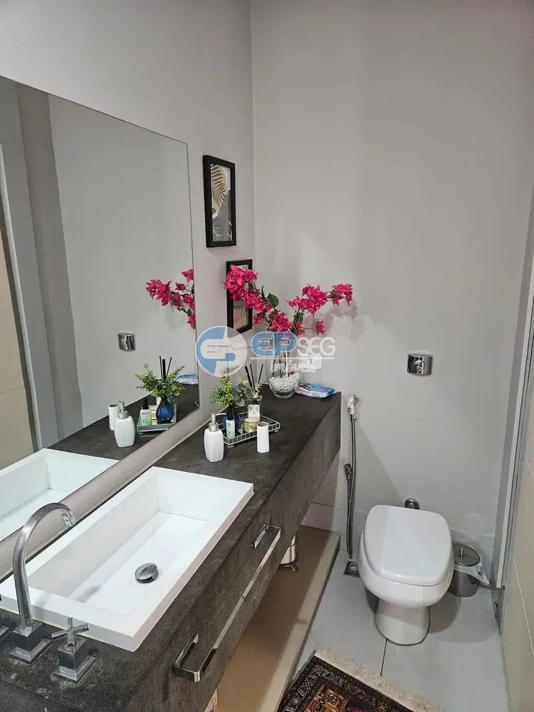 Casa, 3 quartos, 250 m² - Foto 1