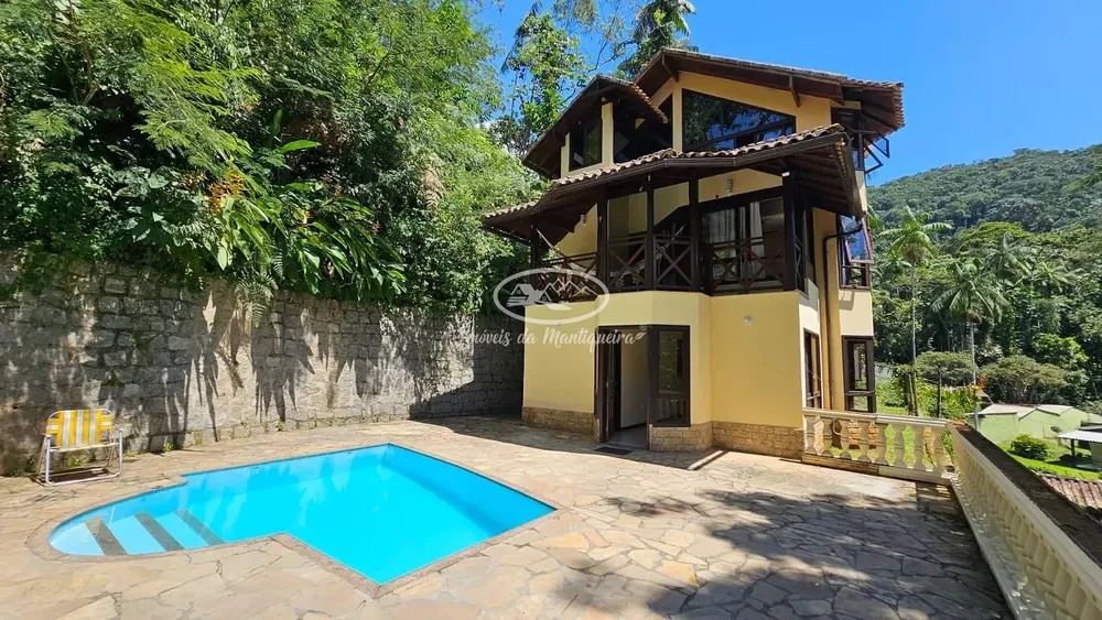 Casa, 4 quartos, 209 m² - Foto 2