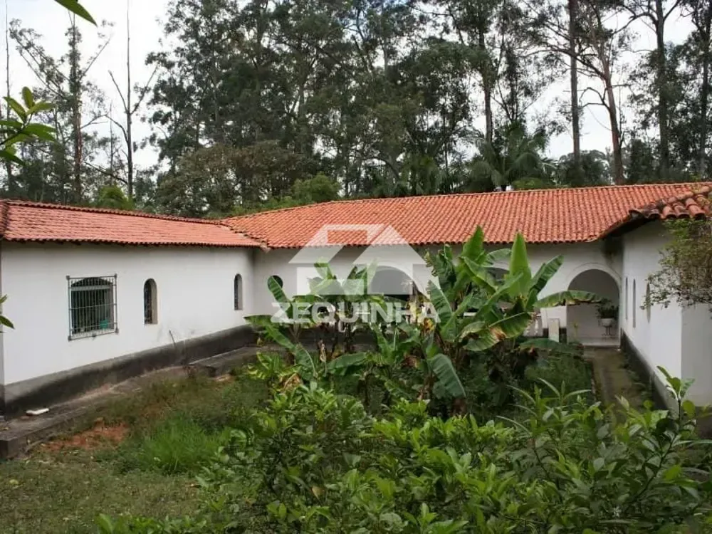Chácara, 4 quartos, 2000 m² - Foto 1