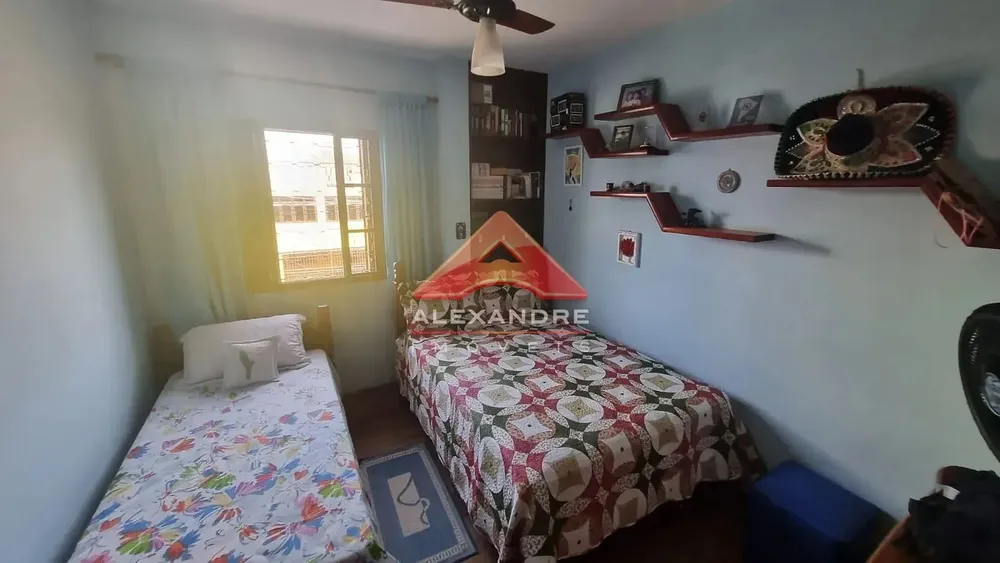 Casa, 4 quartos, 207 m² - Foto 4