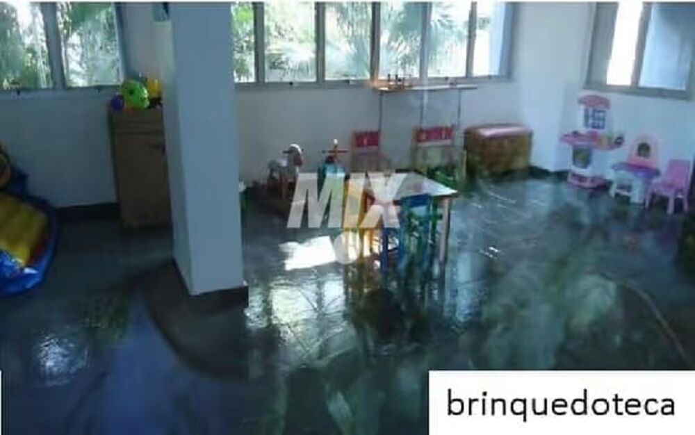 Apartamento à venda com 2 quartos, 60m² - Foto 9