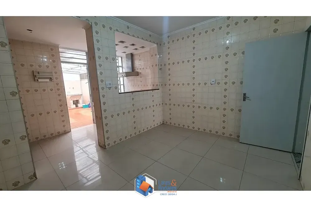 Casa, 2 quartos, 157 m² - Foto 2