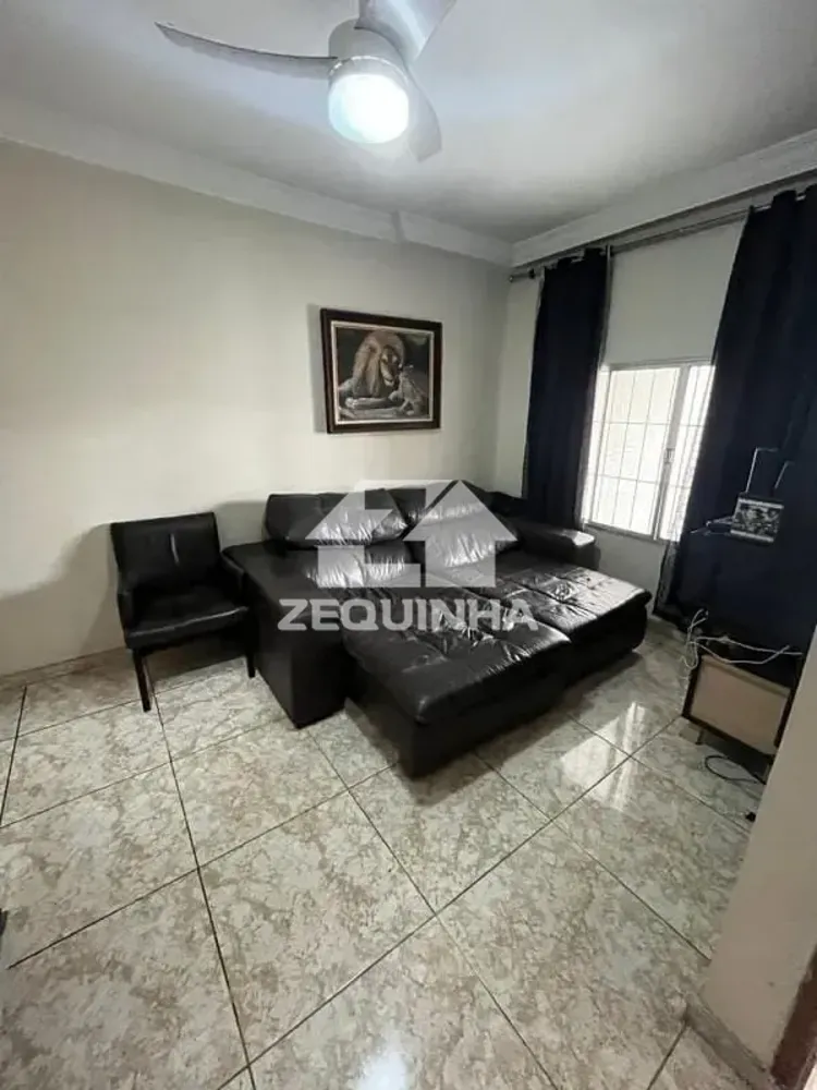 Casa, 3 quartos, 163 m² - Foto 1