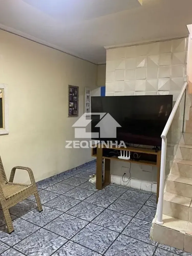 Casa, 3 quartos, 250 m² - Foto 4