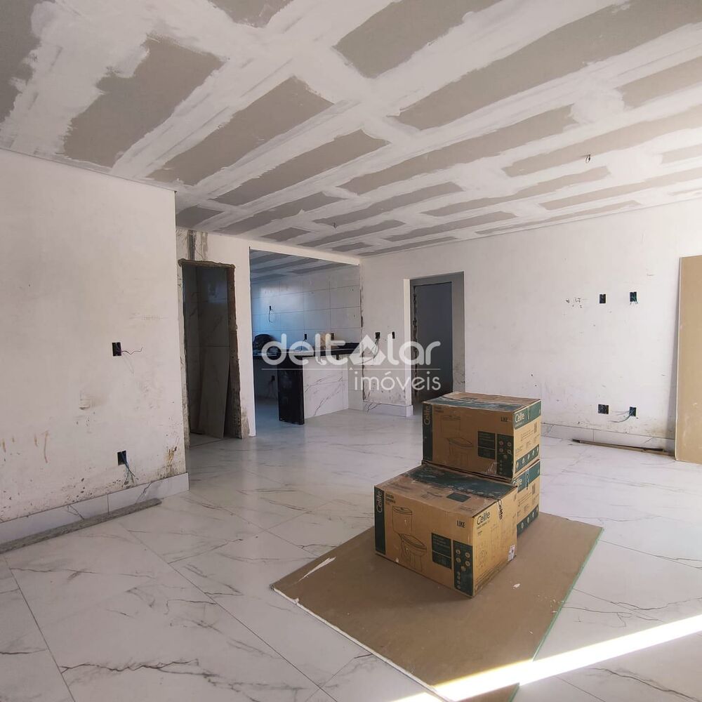 Apartamento à venda com 3 quartos, 180m² - Foto 4
