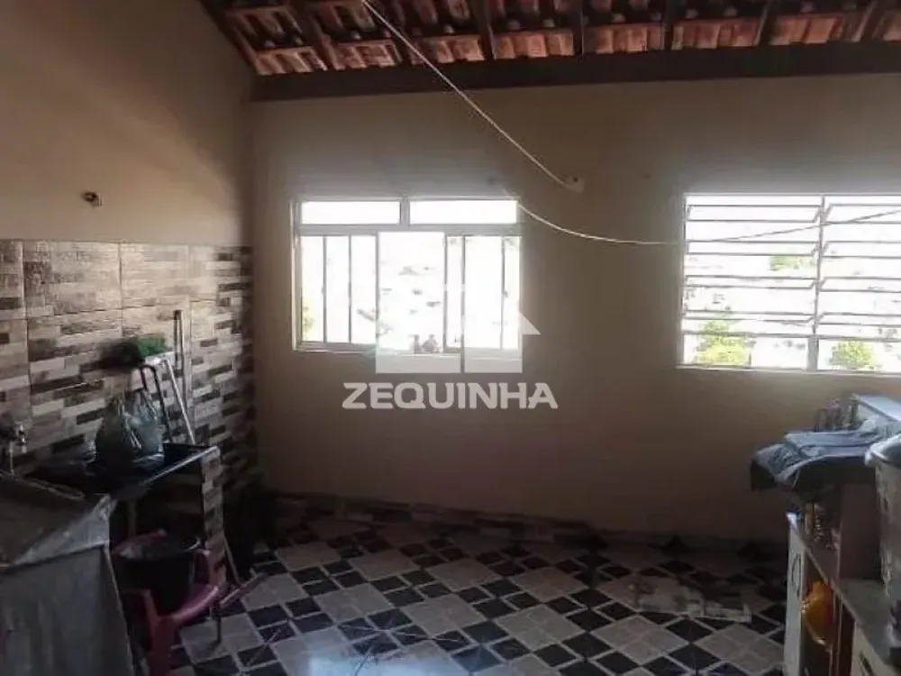 Casa, 4 quartos, 170 m² - Foto 1