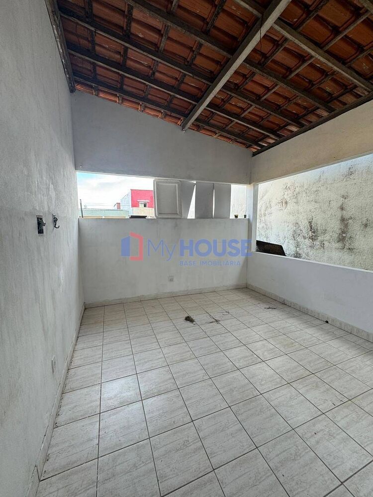 Casa à venda com 4 quartos, 150m² - Foto 8