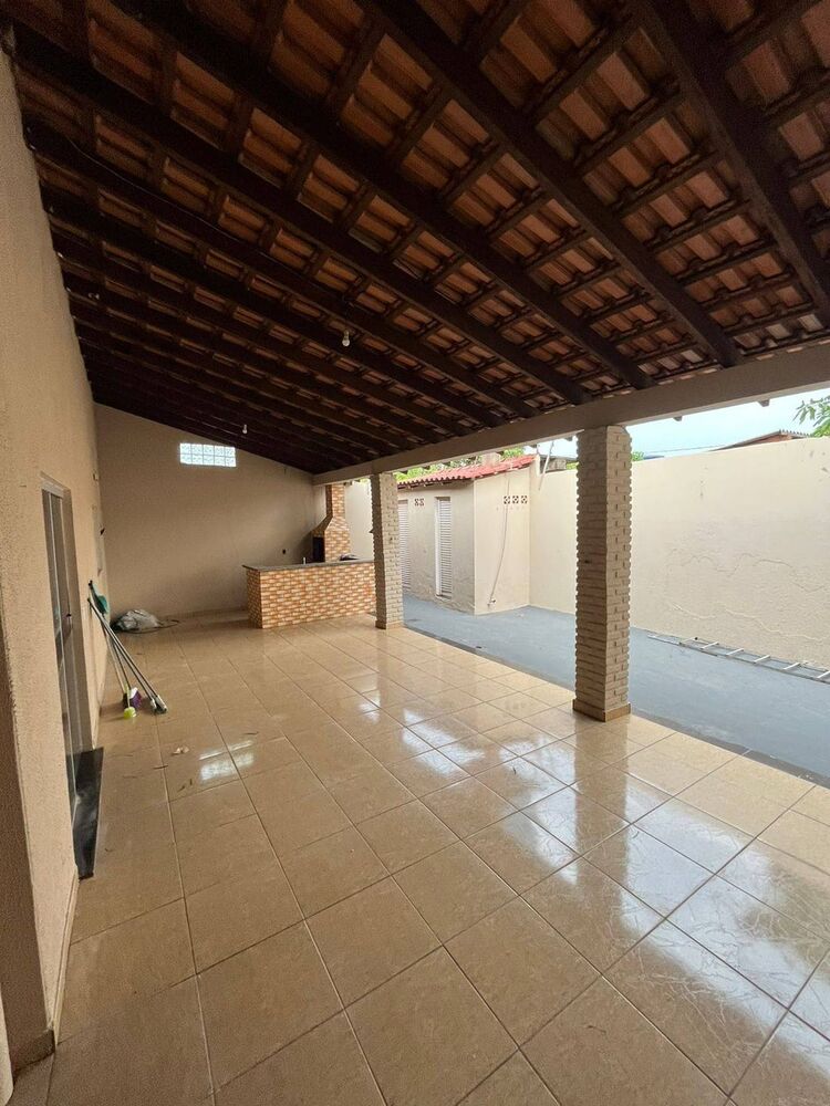Casa à venda com 3 quartos, 10m² - Foto 5