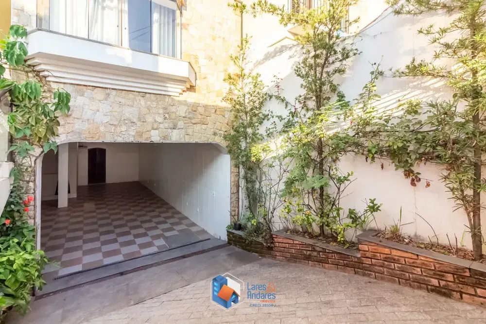 Sobrado, 3 quartos, 216 m² - Foto 2