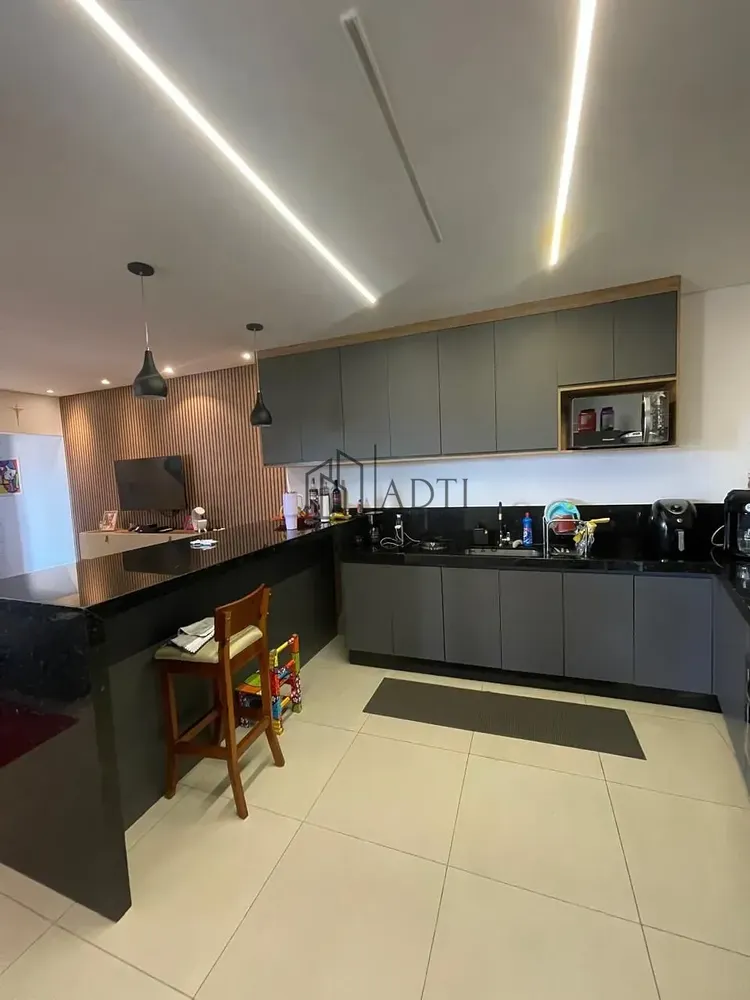 Casa, 3 quartos, 180 m² - Foto 4