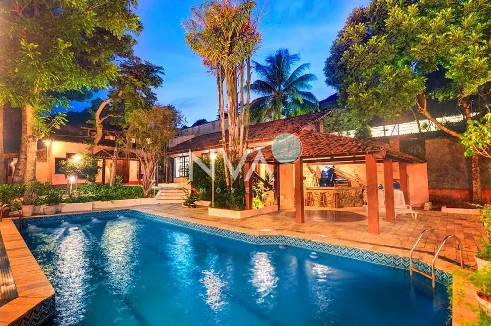 Casa, 5 quartos, 656 m² - Foto 1