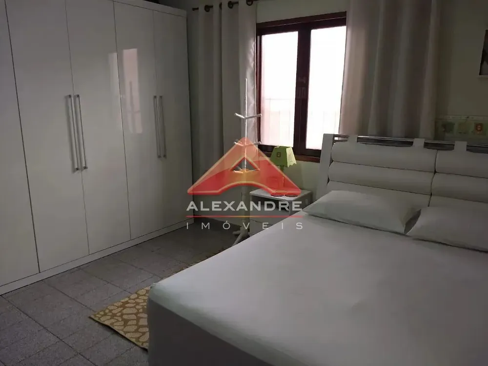 Casa, 3 quartos, 220 m² - Foto 7