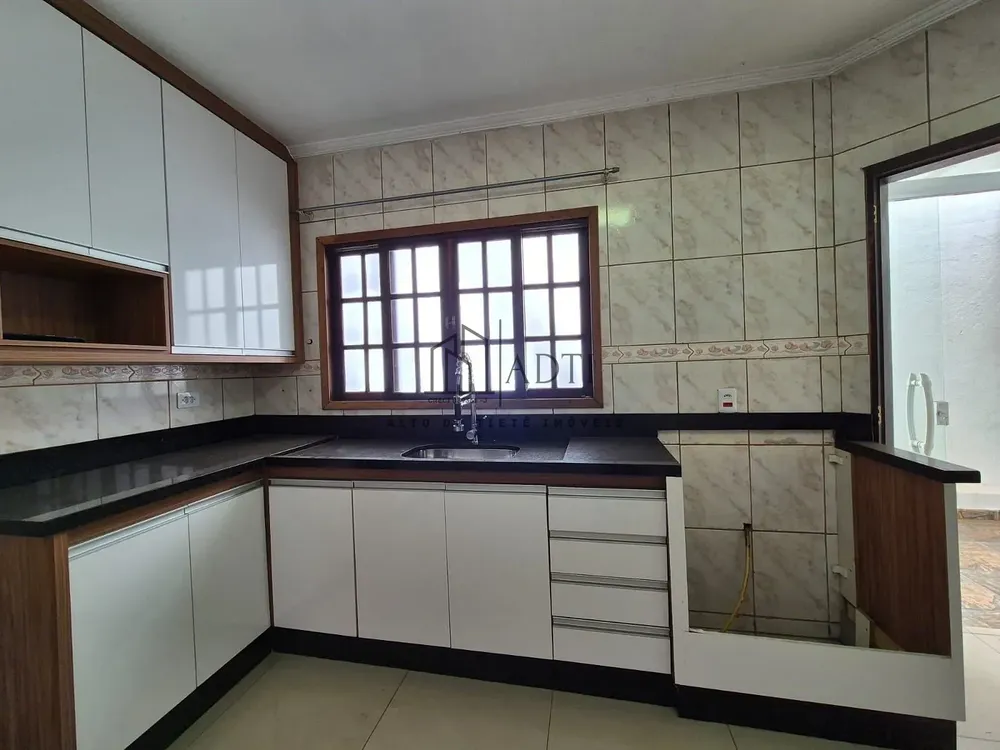 Sobrado, 4 quartos, 200 m² - Foto 3