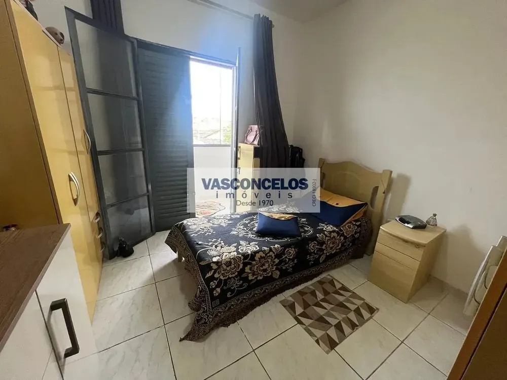 Casa, 6 quartos, 154 m² - Foto 3