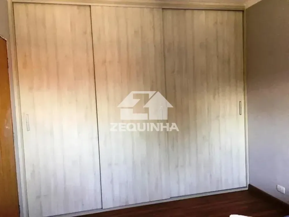 Casa, 3 quartos, 315 m² - Foto 3