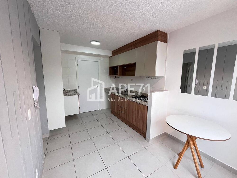 Apartamento para alugar com 2 quartos, 33m² - Foto 2