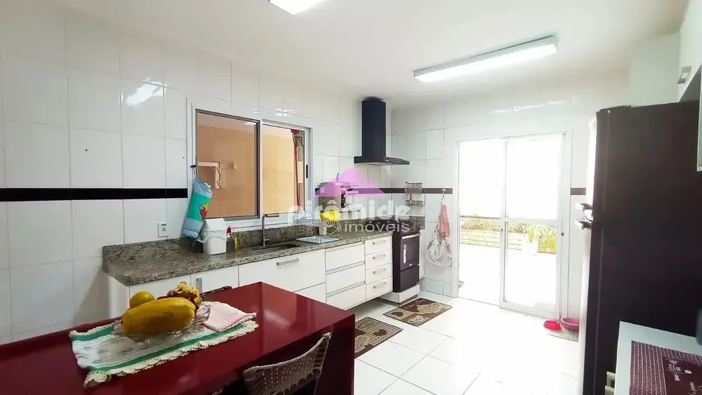 Casa, 3 quartos, 150 m² - Foto 2