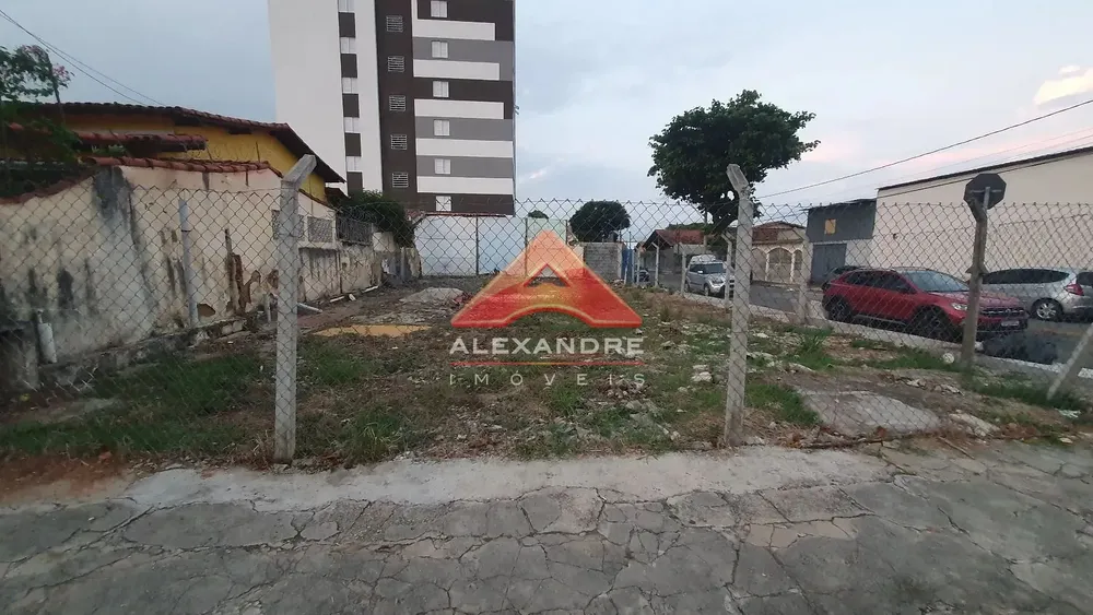 Terreno, 288 m² - Foto 1