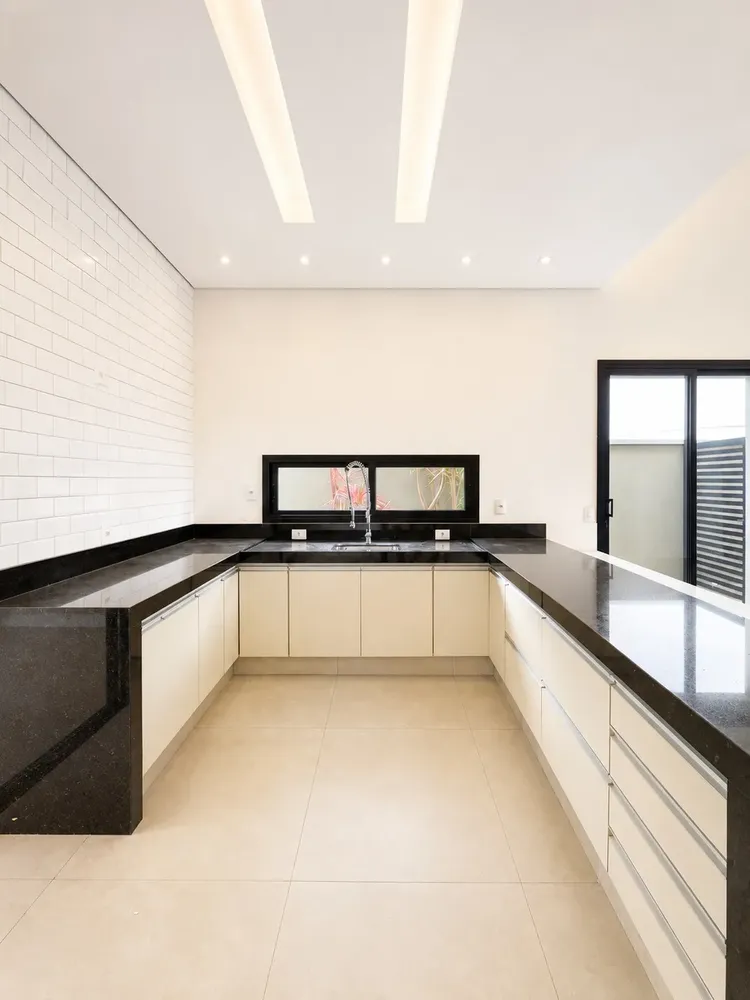 Casa, 3 quartos, 188 m² - Foto 2