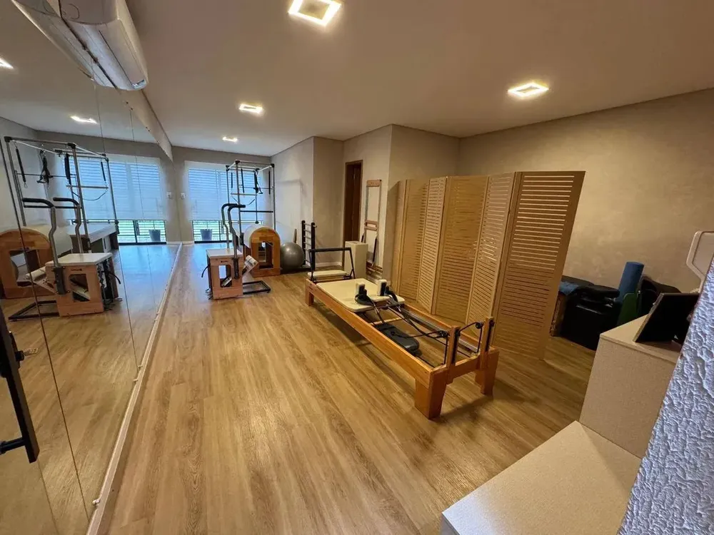 Casa, 3 quartos, 214 m² - Foto 1