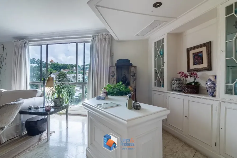 Apartamento, 4 quartos, 251 m² - Foto 1