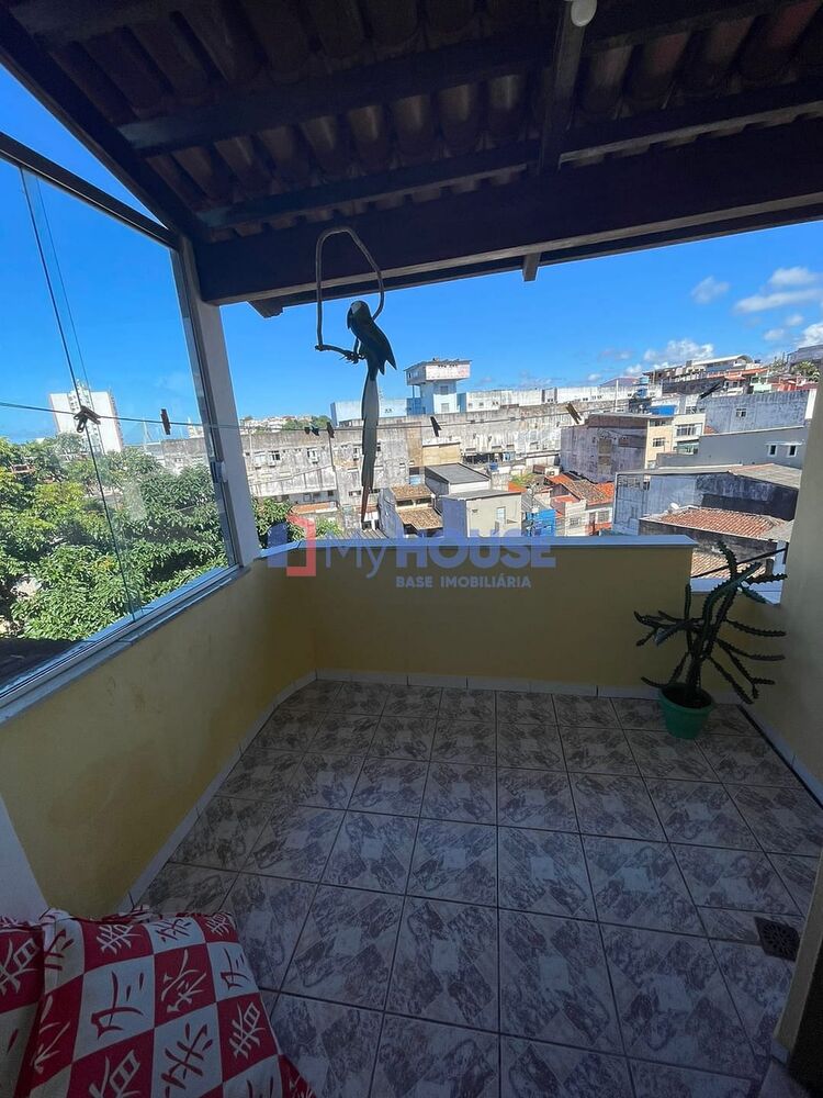 Casa à venda com 3 quartos, 237m² - Foto 13