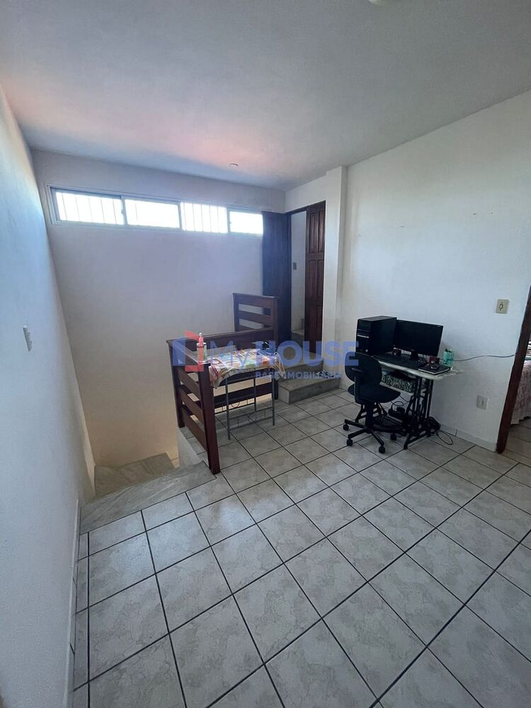 Casa à venda com 3 quartos, 237m² - Foto 6