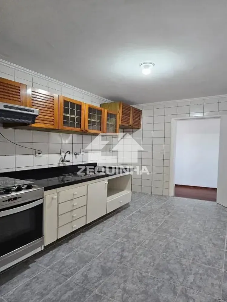Apartamento, 3 quartos, 80 m² - Foto 2