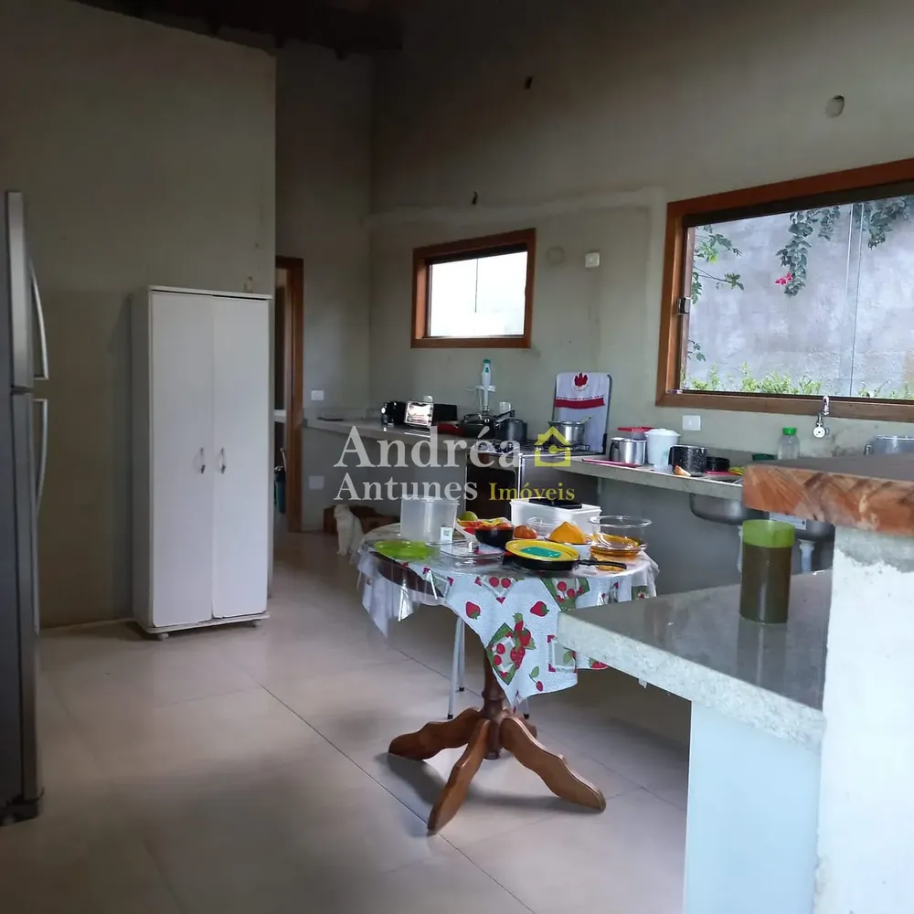 Casa, 3 quartos, 200 m² - Foto 13