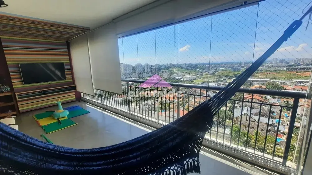 Apartamento, 3 quartos, 194 m² - Foto 1
