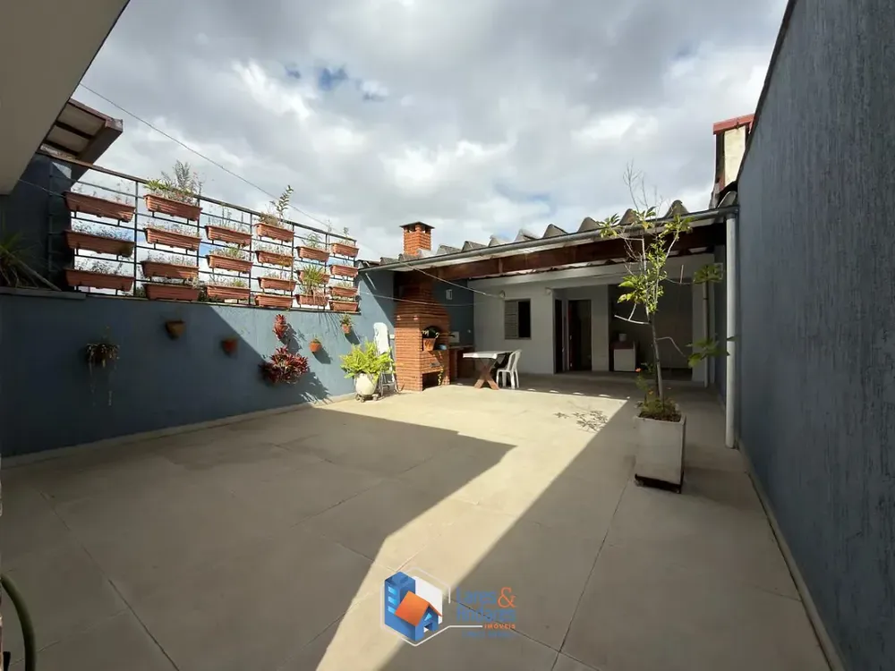 Casa, 3 quartos, 177 m² - Foto 1
