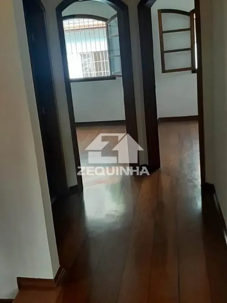 Casa, 5 quartos, 283 m² - Foto 1