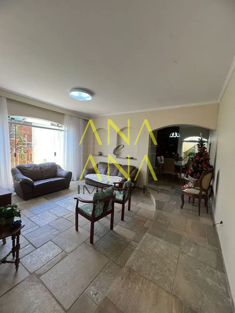 Casa, 3 quartos, 270 m² - Foto 3