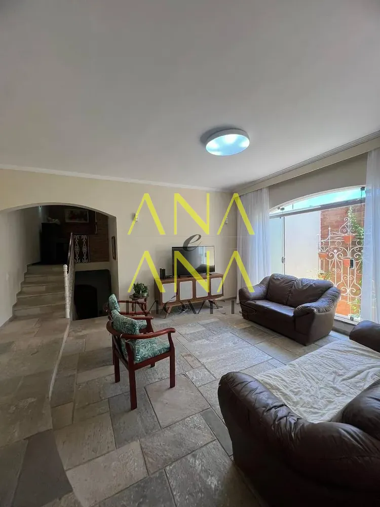 Casa, 3 quartos, 270 m² - Foto 4