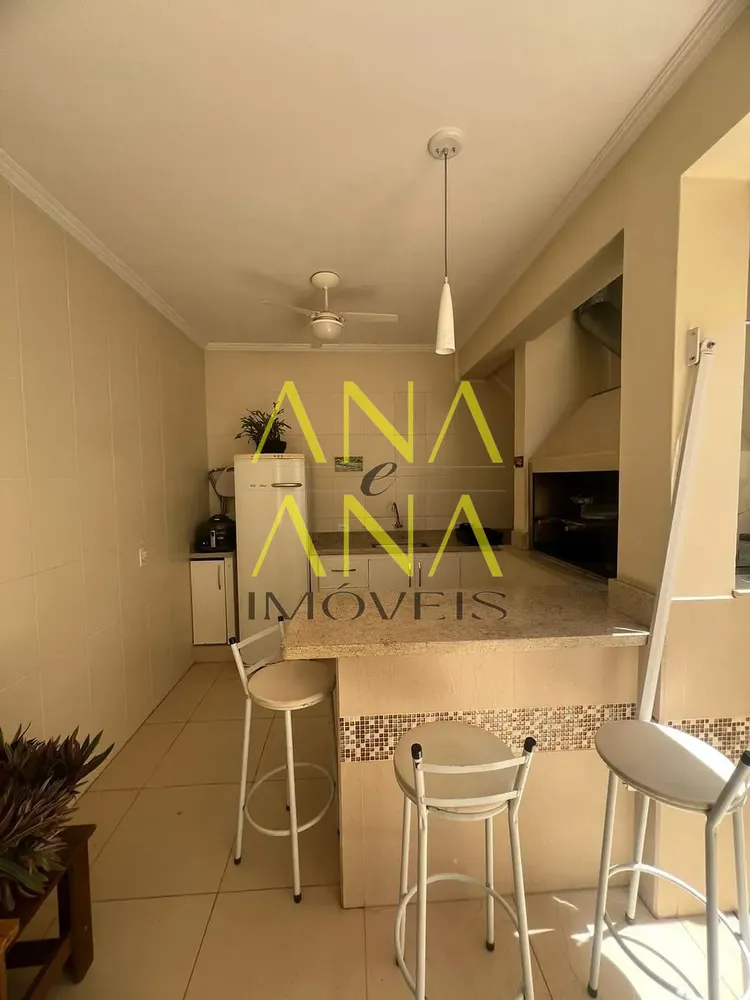 Casa, 3 quartos, 270 m² - Foto 1