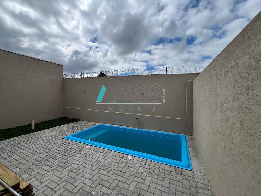Casa à venda com 3 quartos, 65m² - Foto 4