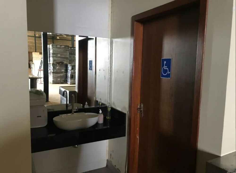 Depósito-Galpão-Armazém para alugar, 1900m² - Foto 6