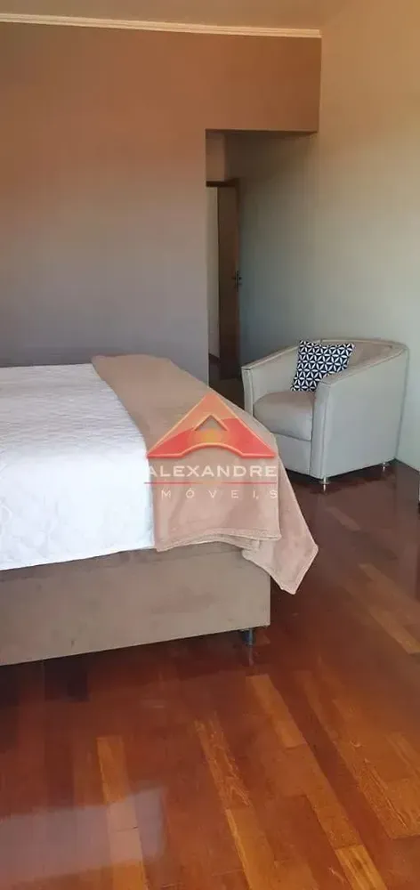 Casa, 3 quartos, 189 m² - Foto 3