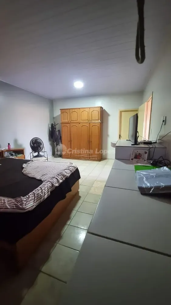 Casa, 4 quartos, 200 m² - Foto 3