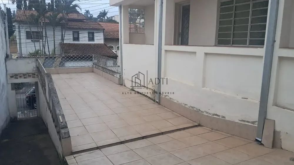 Casa, 3 quartos, 235 m² - Foto 1