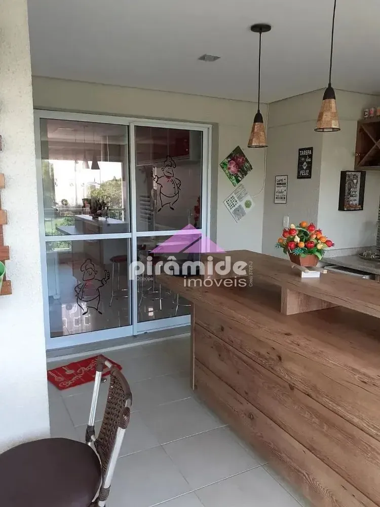 Apartamento, 4 quartos, 190 m² - Foto 1