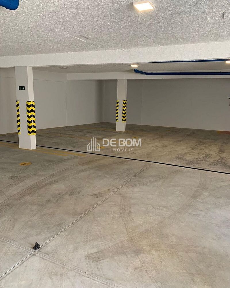 Apartamento à venda com 2 quartos, 80m² - Foto 4