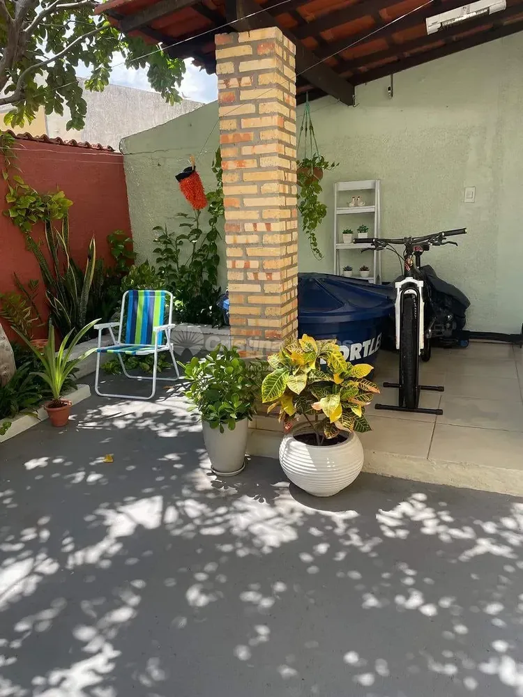 Casa, 3 quartos, 73 m² - Foto 2