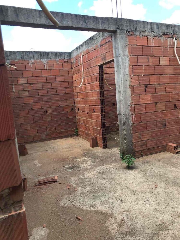 Casa à venda com 1 quarto, 198m² - Foto 3