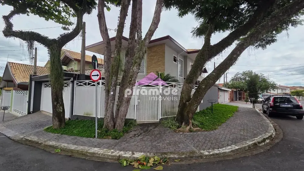 Casa, 4 quartos, 179 m² - Foto 2