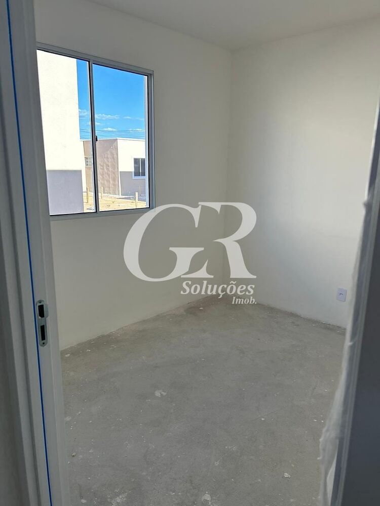Casa à venda com 2 quartos, 144m² - Foto 3