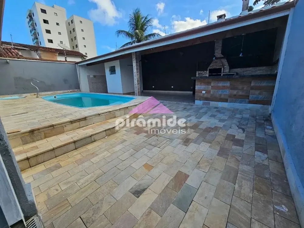 Casa, 4 quartos, 210 m² - Foto 4