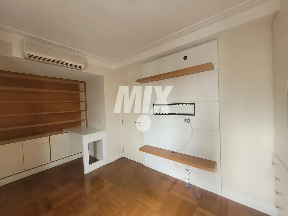 Apartamento, 4 quartos, 209 m² - Foto 2