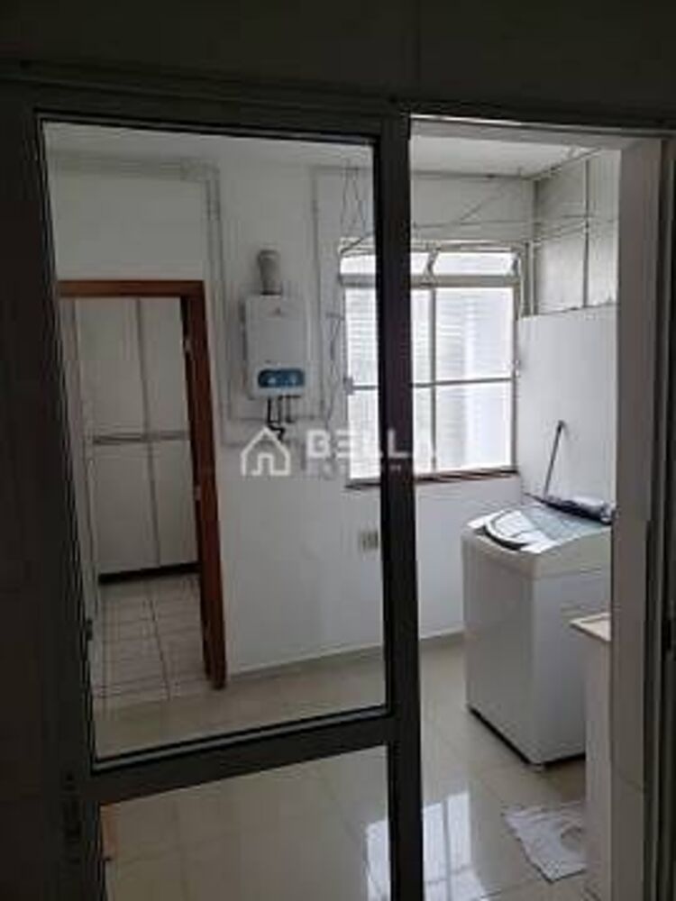 Apartamento à venda com 3 quartos, 115m² - Foto 3