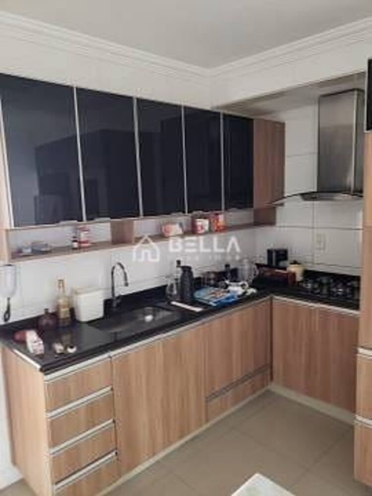 Apartamento à venda com 3 quartos, 115m² - Foto 1